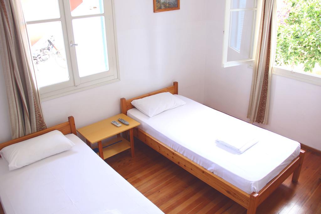 Αlexandros Apartment Votsi  Exterior foto